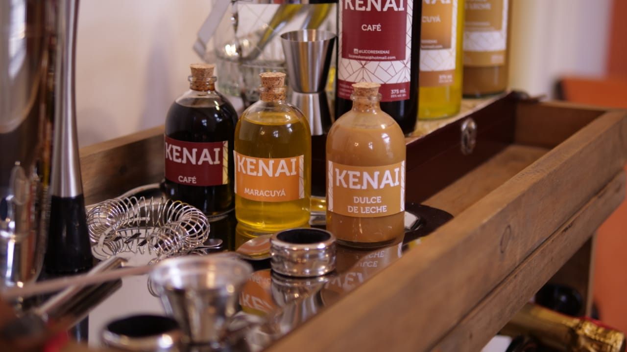 Licores KENAI