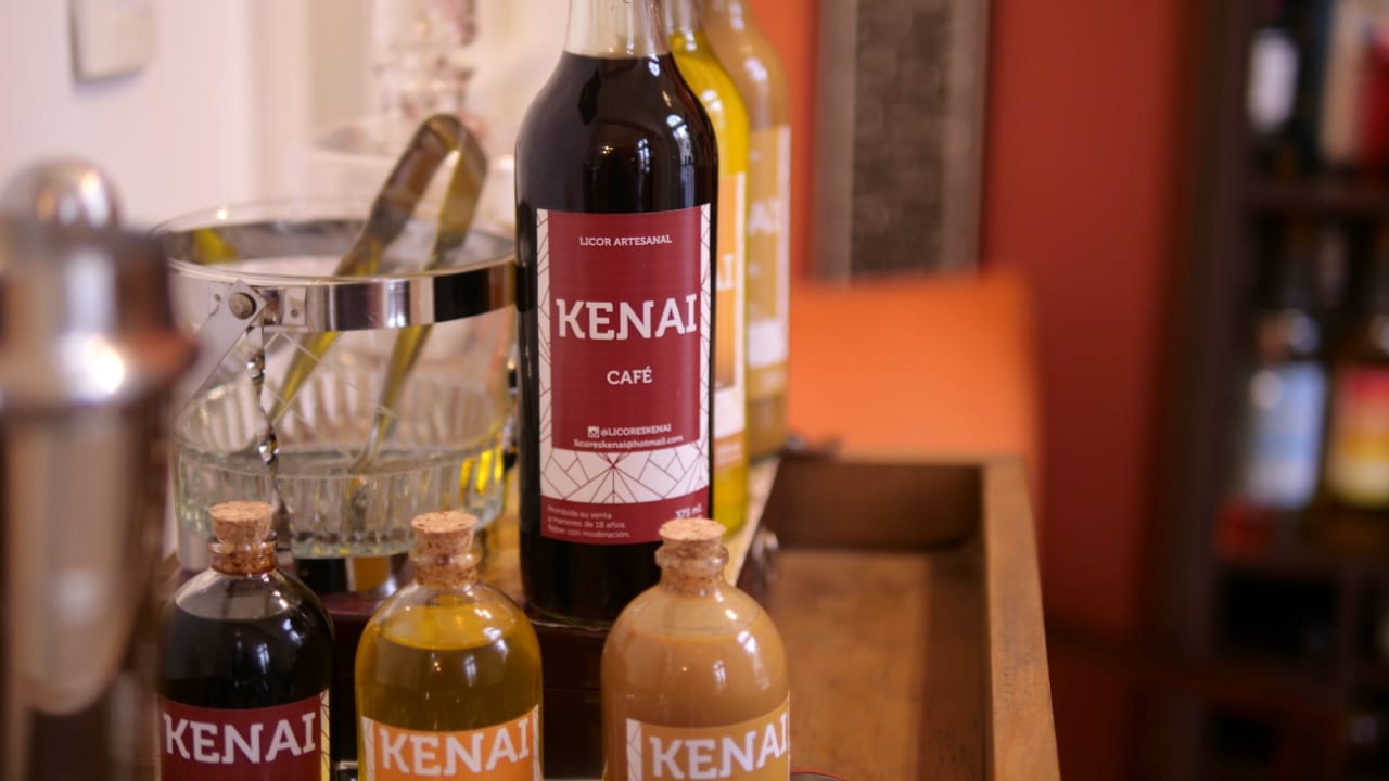 Licores KENAI